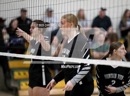 Thumbnail 1 in Mountain View vs Canyon del Oro (AIA 5A Conference Play-In) photogallery.