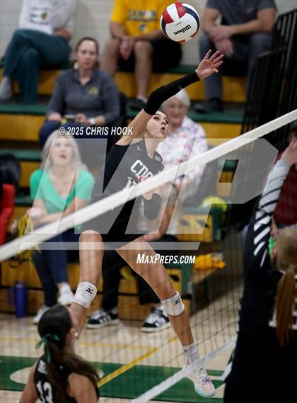 Thumbnail 2 in Mountain View vs Canyon del Oro (5A Conference Play-In) photogallery.