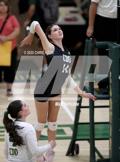 Thumbnail 2 in Mountain View vs Canyon del Oro (5A Conference Play-In) photogallery.