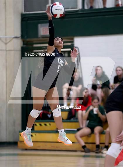 Thumbnail 2 in Mountain View vs Canyon del Oro (AIA 5A Conference Play-In) photogallery.