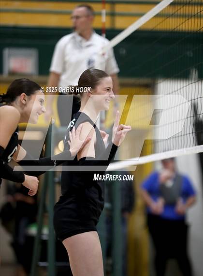 Thumbnail 1 in Mountain View vs Canyon del Oro (AIA 5A Conference Play-In) photogallery.