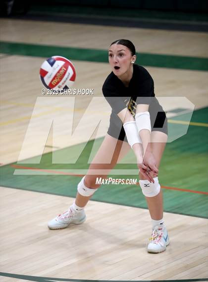 Thumbnail 2 in Mountain View vs Canyon del Oro (5A Conference Play-In) photogallery.