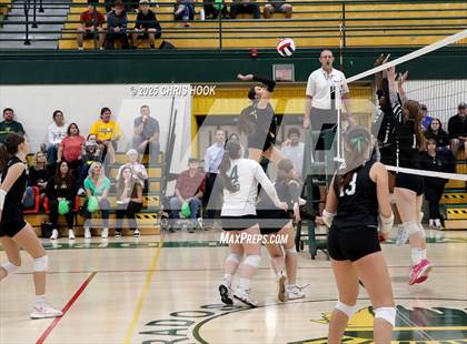 Thumbnail 3 in Mountain View vs Canyon del Oro (AIA 5A Conference Play-In) photogallery.