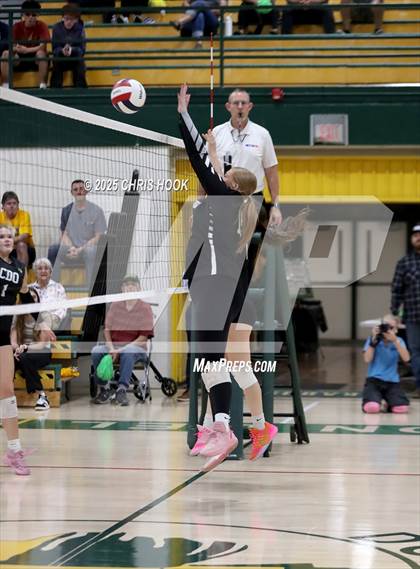 Thumbnail 1 in Mountain View vs Canyon del Oro (5A Conference Play-In) photogallery.