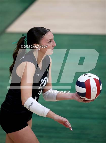 Thumbnail 2 in Mountain View vs Canyon del Oro (AIA 5A Conference Play-In) photogallery.