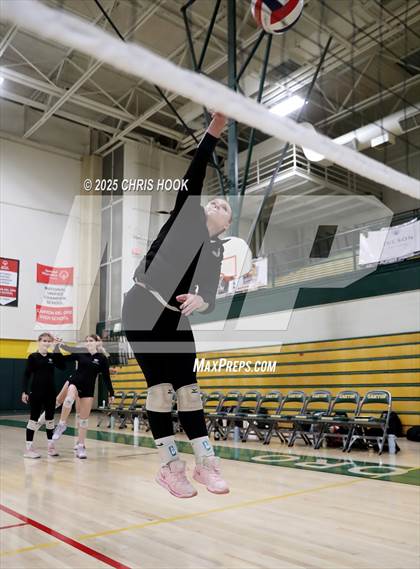 Thumbnail 1 in Mountain View vs Canyon del Oro (AIA 5A Conference Play-In) photogallery.