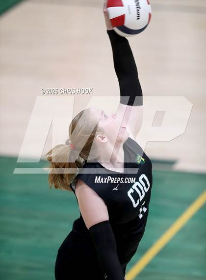 Thumbnail 1 in Mountain View vs Canyon del Oro (5A Conference Play-In) photogallery.