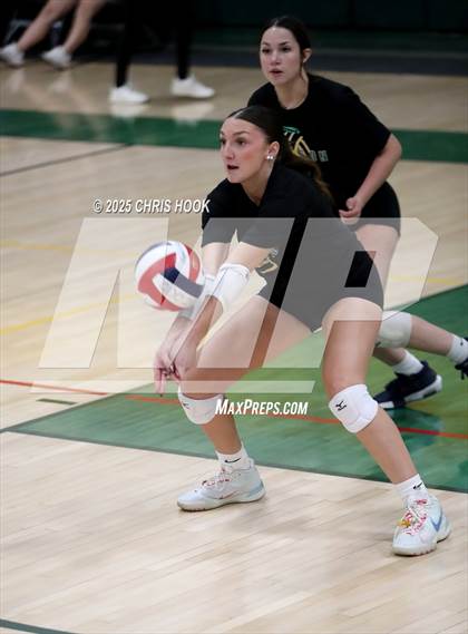 Thumbnail 2 in Mountain View vs Canyon del Oro (AIA 5A Conference Play-In) photogallery.