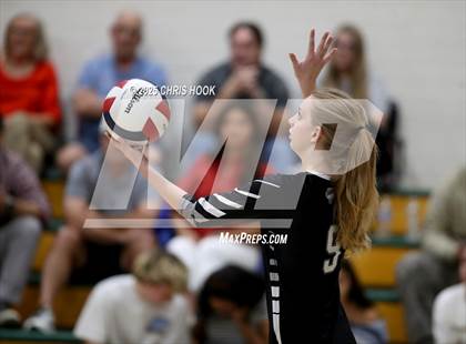 Thumbnail 2 in Mountain View vs Canyon del Oro (AIA 5A Conference Play-In) photogallery.