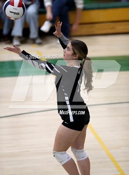 Thumbnail 1 in Mountain View vs Canyon del Oro (AIA 5A Conference Play-In) photogallery.