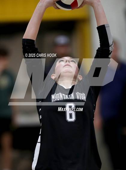 Thumbnail 1 in Mountain View vs Canyon del Oro (5A Conference Play-In) photogallery.