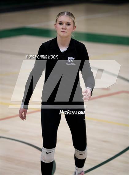 Thumbnail 3 in Mountain View vs Canyon del Oro (AIA 5A Conference Play-In) photogallery.