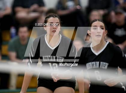 Thumbnail 3 in Mountain View vs Canyon del Oro (5A Conference Play-In) photogallery.