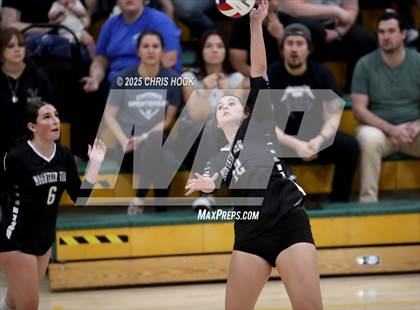 Thumbnail 3 in Mountain View vs Canyon del Oro (5A Conference Play-In) photogallery.
