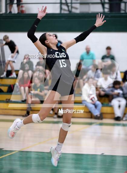 Thumbnail 2 in Mountain View vs Canyon del Oro (AIA 5A Conference Play-In) photogallery.