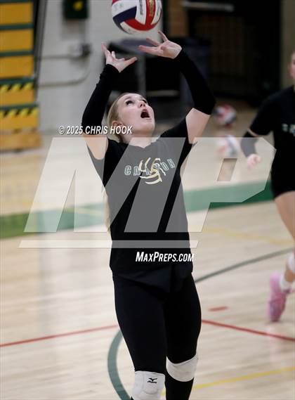 Thumbnail 1 in Mountain View vs Canyon del Oro (5A Conference Play-In) photogallery.