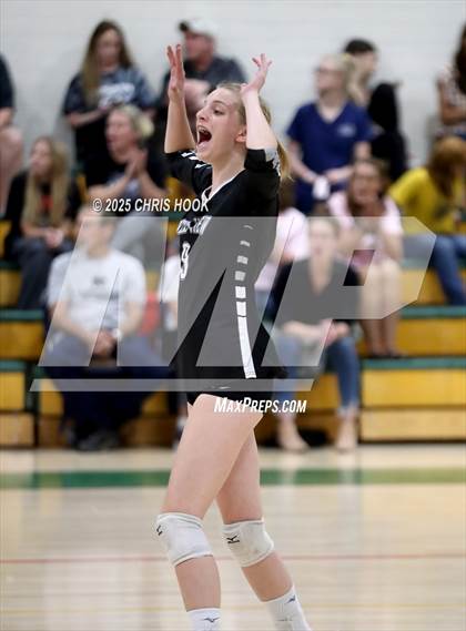 Thumbnail 1 in Mountain View vs Canyon del Oro (5A Conference Play-In) photogallery.