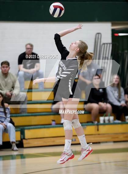 Thumbnail 2 in Mountain View vs Canyon del Oro (5A Conference Play-In) photogallery.