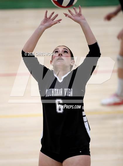 Thumbnail 3 in Mountain View vs Canyon del Oro (AIA 5A Conference Play-In) photogallery.