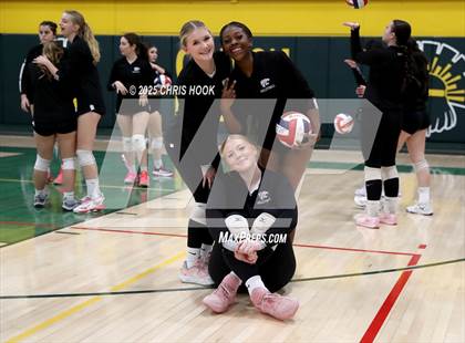 Thumbnail 2 in Mountain View vs Canyon del Oro (5A Conference Play-In) photogallery.