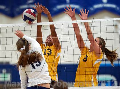 Thumbnail 2 in Gunderson @ Branham photogallery.