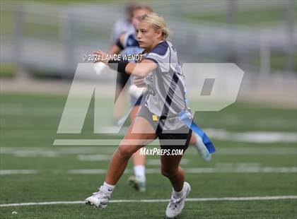 Thumbnail 1 in Columbine @ Ralston Valley photogallery.