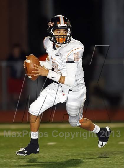 Thumbnail 2 in Desert Edge vs. Saguaro (AIA D3 Round 3 Playoff) photogallery.
