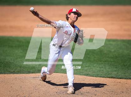 Thumbnail 3 in St. Mary's Prep vs  Grosse Pointe North (MHSAA Division I State Final) photogallery.