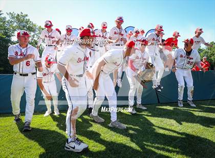 Thumbnail 2 in St. Mary's Prep vs  Grosse Pointe North (MHSAA Division I State Final) photogallery.