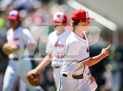 Thumbnail 2 in St. Mary's Prep vs  Grosse Pointe North (MHSAA Division I State Final) photogallery.