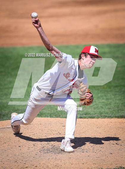 Thumbnail 3 in St. Mary's Prep vs  Grosse Pointe North (MHSAA Division I State Final) photogallery.