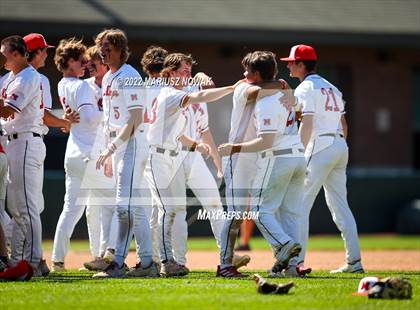 Thumbnail 3 in St. Mary's Prep vs  Grosse Pointe North (MHSAA Division I State Final) photogallery.