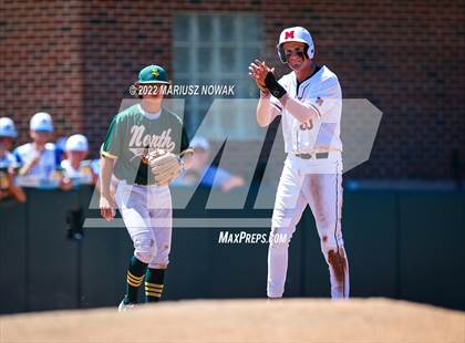 Thumbnail 2 in St. Mary's Prep vs  Grosse Pointe North (MHSAA Division I State Final) photogallery.