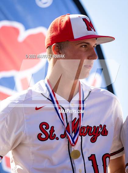 Thumbnail 3 in St. Mary's Prep vs  Grosse Pointe North (MHSAA Division I State Final) photogallery.