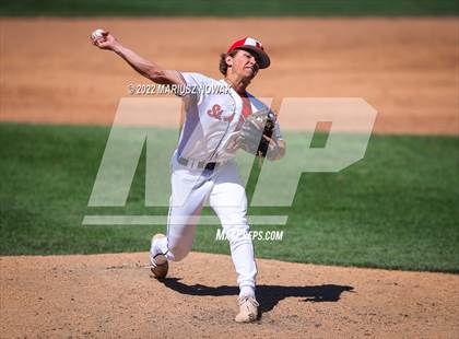 Thumbnail 2 in St. Mary's Prep vs  Grosse Pointe North (MHSAA Division I State Final) photogallery.