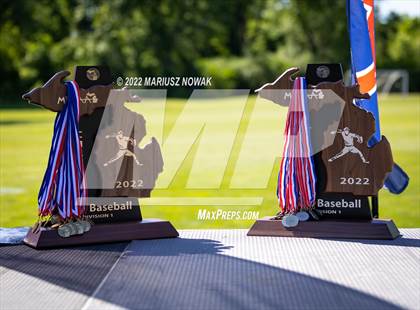 Thumbnail 1 in St. Mary's Prep vs  Grosse Pointe North (MHSAA Division I State Final) photogallery.