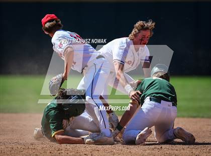 Thumbnail 1 in St. Mary's Prep vs  Grosse Pointe North (MHSAA Division I State Final) photogallery.
