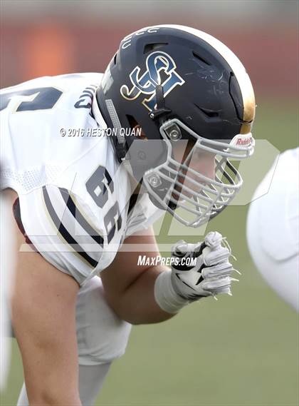 Thumbnail 3 in Canyon vs. San Juan Hills photogallery.
