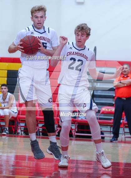 Thumbnail 1 in Chaminade vs Windward photogallery.