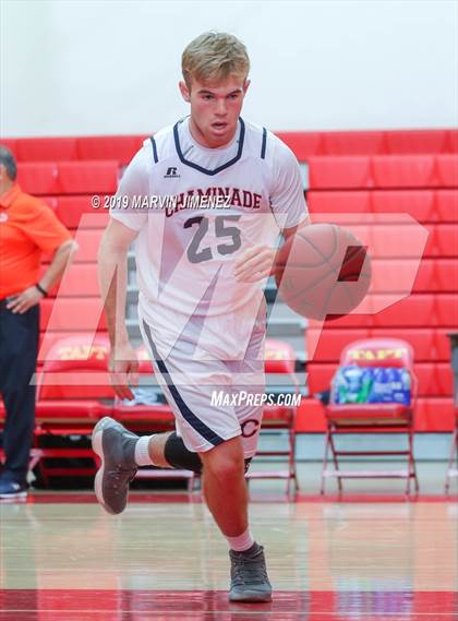 Thumbnail 2 in Chaminade vs Windward photogallery.