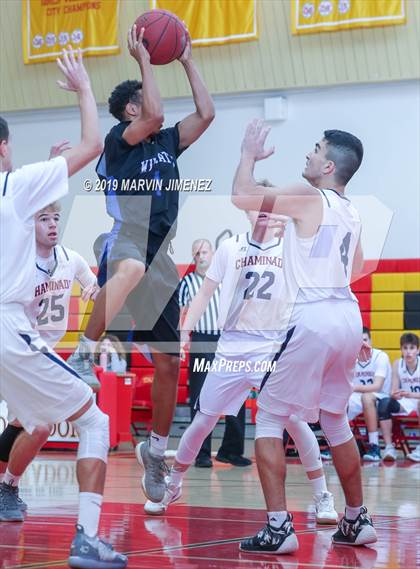 Thumbnail 2 in Chaminade vs Windward photogallery.