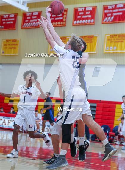 Thumbnail 3 in Chaminade vs Windward photogallery.