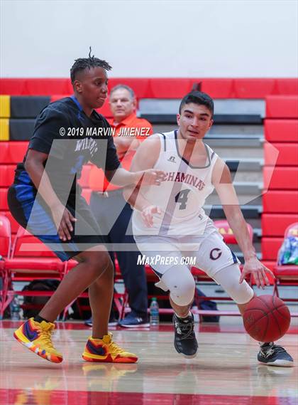 Thumbnail 3 in Chaminade vs Windward photogallery.