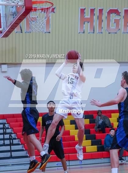 Thumbnail 1 in Chaminade vs Windward photogallery.