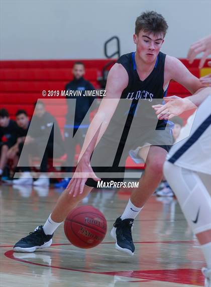 Thumbnail 2 in Chaminade vs Windward photogallery.