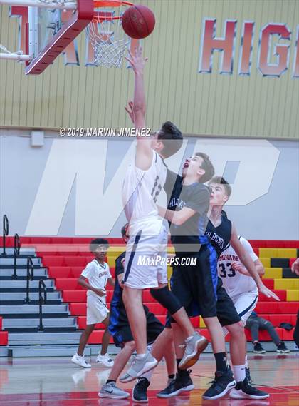 Thumbnail 2 in Chaminade vs Windward photogallery.