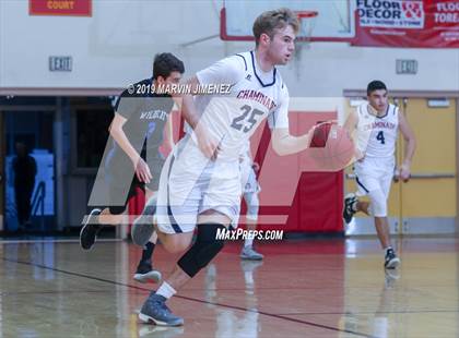 Thumbnail 2 in Chaminade vs Windward photogallery.