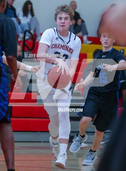 Thumbnail 2 in Chaminade vs Windward photogallery.