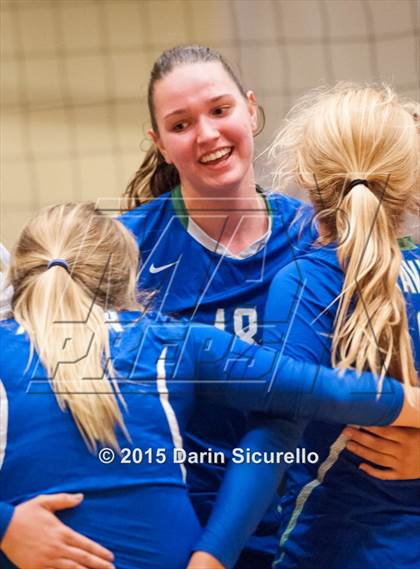 Thumbnail 3 in Gilbert vs Xavier (NIKE Tournament of Champions) photogallery.