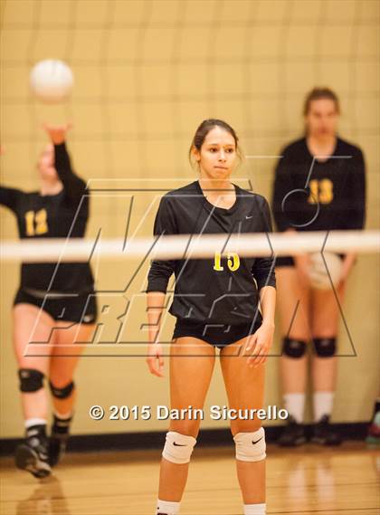 Thumbnail 3 in Gilbert vs Xavier (NIKE Tournament of Champions) photogallery.